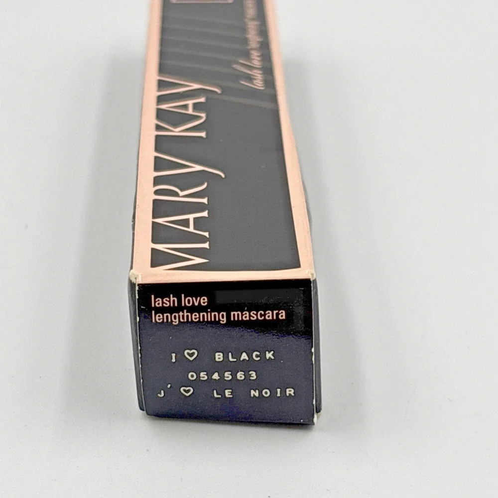 Mary Kay Lash Love Lengthening Mascara Black #054563 New In Box Curved Brush